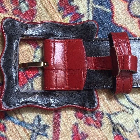 🇮🇹 The Limited Red Leather Crocodile Embossed Wide Adjustable Belt - Picture 5 of 10